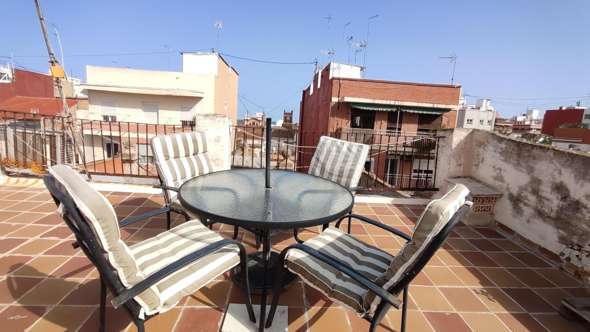 Hermoso Piso En El Cabanal 瓦伦西亚 外观 照片